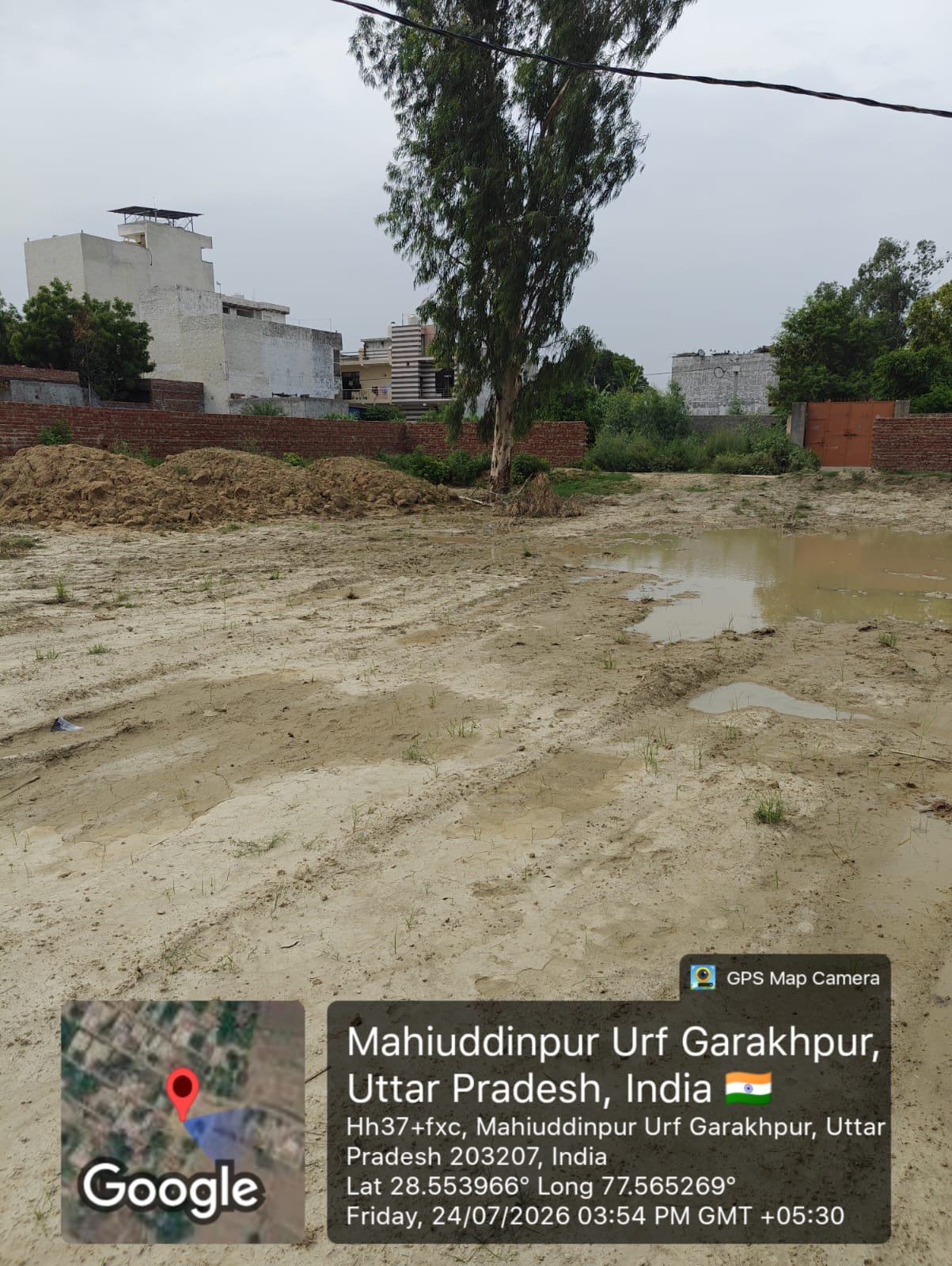 Green boundary around PashuRescue project land in Dadri